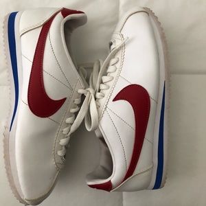 Nike Women Retro Shoes